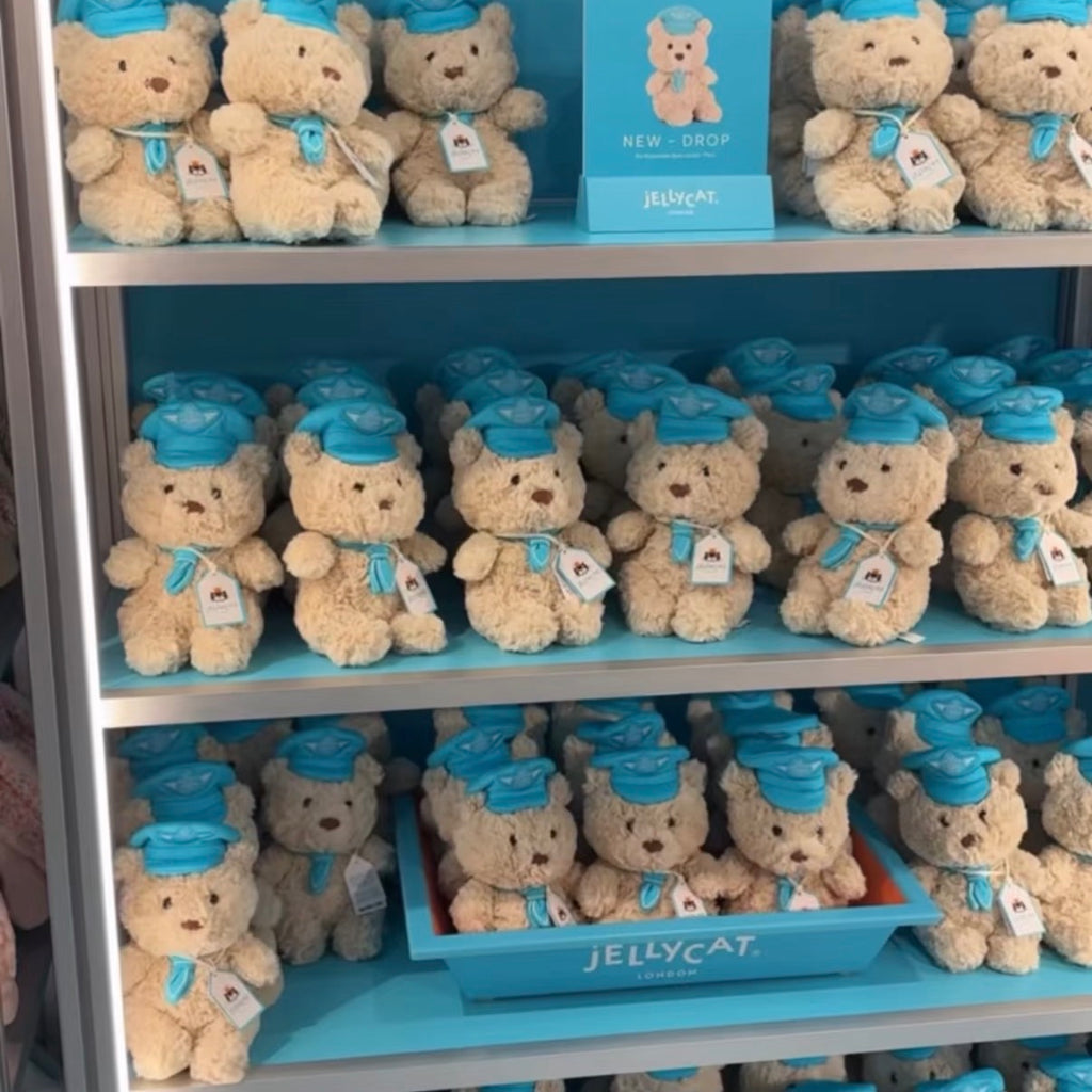 JELLYCAT x HARRODS 英國限定機長小熊