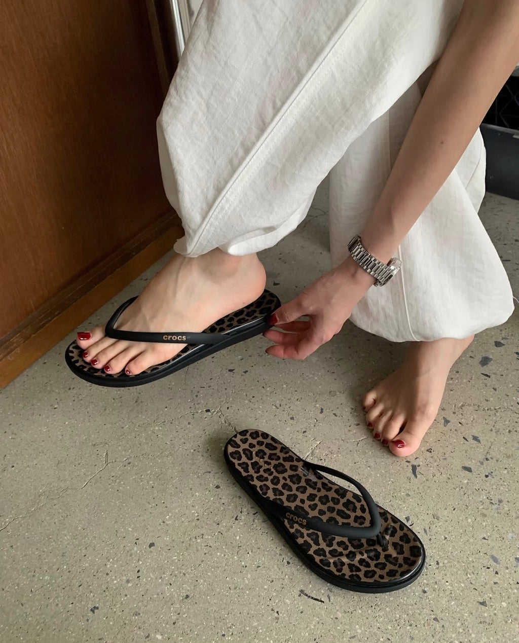 CROCS 豹紋夾腳拖🩴