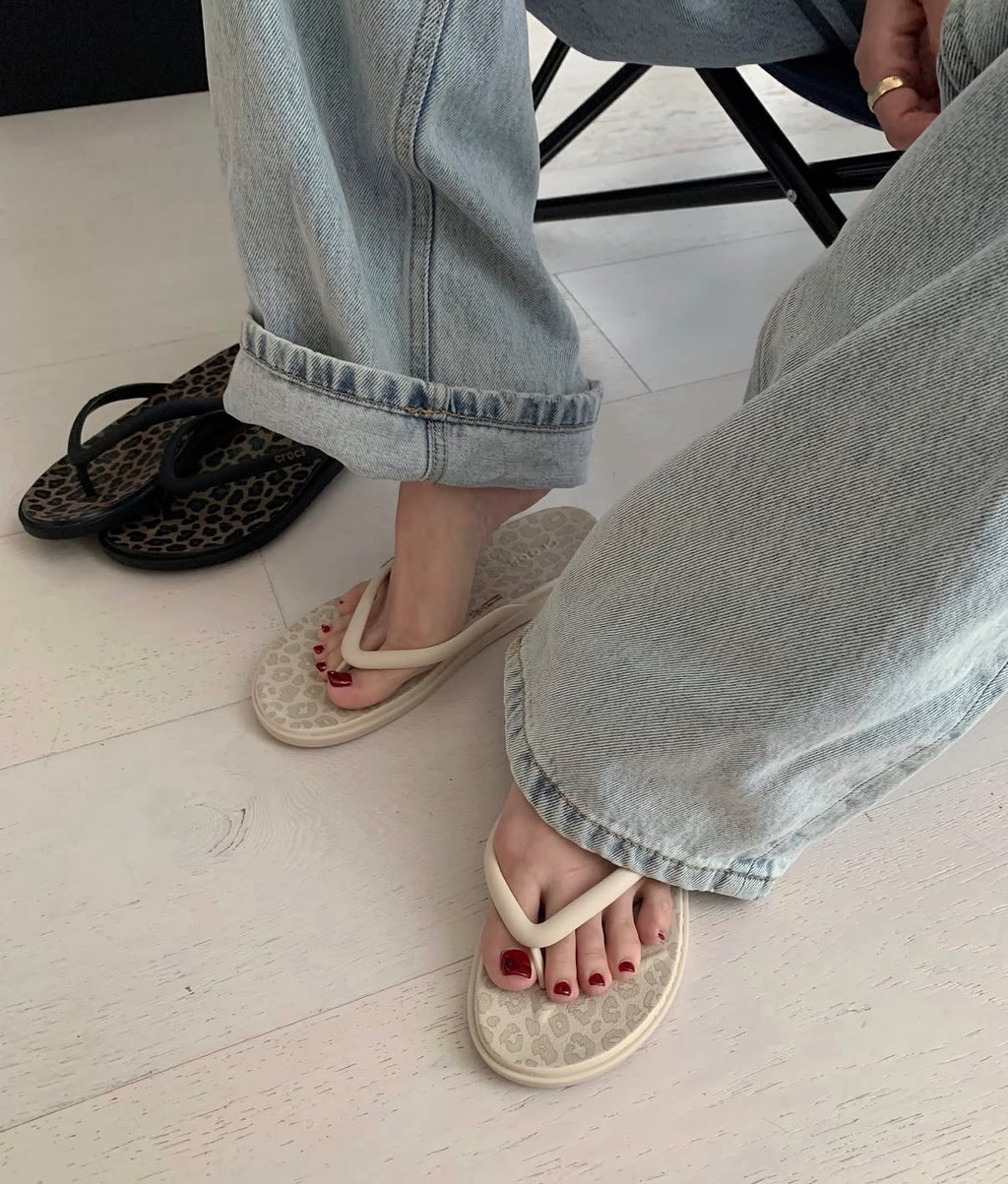 CROCS 豹紋夾腳拖🩴